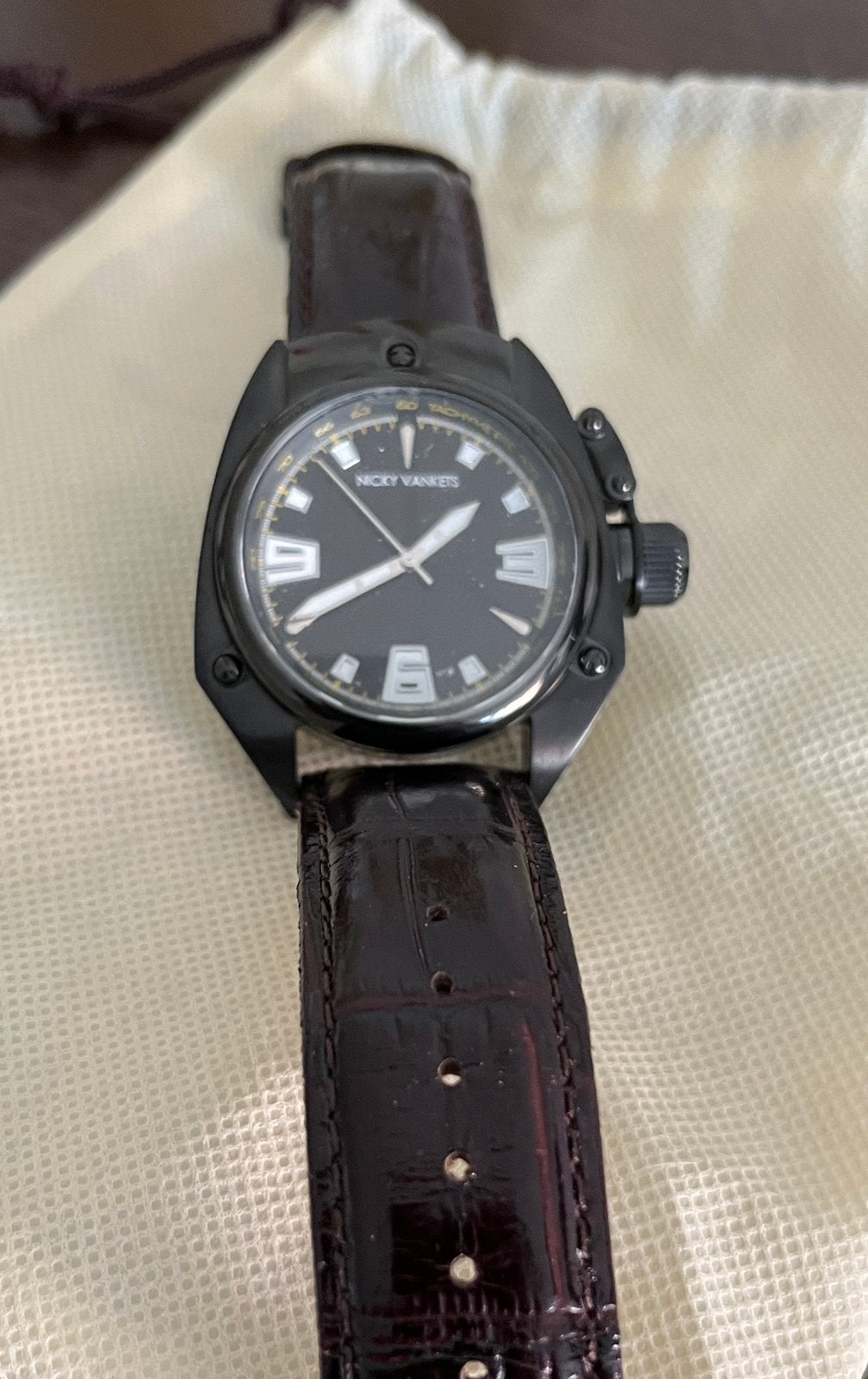 Belgian Designer Nicky Vankets new Watch, Autres marques, Cuir, Acier, Enlèvement
