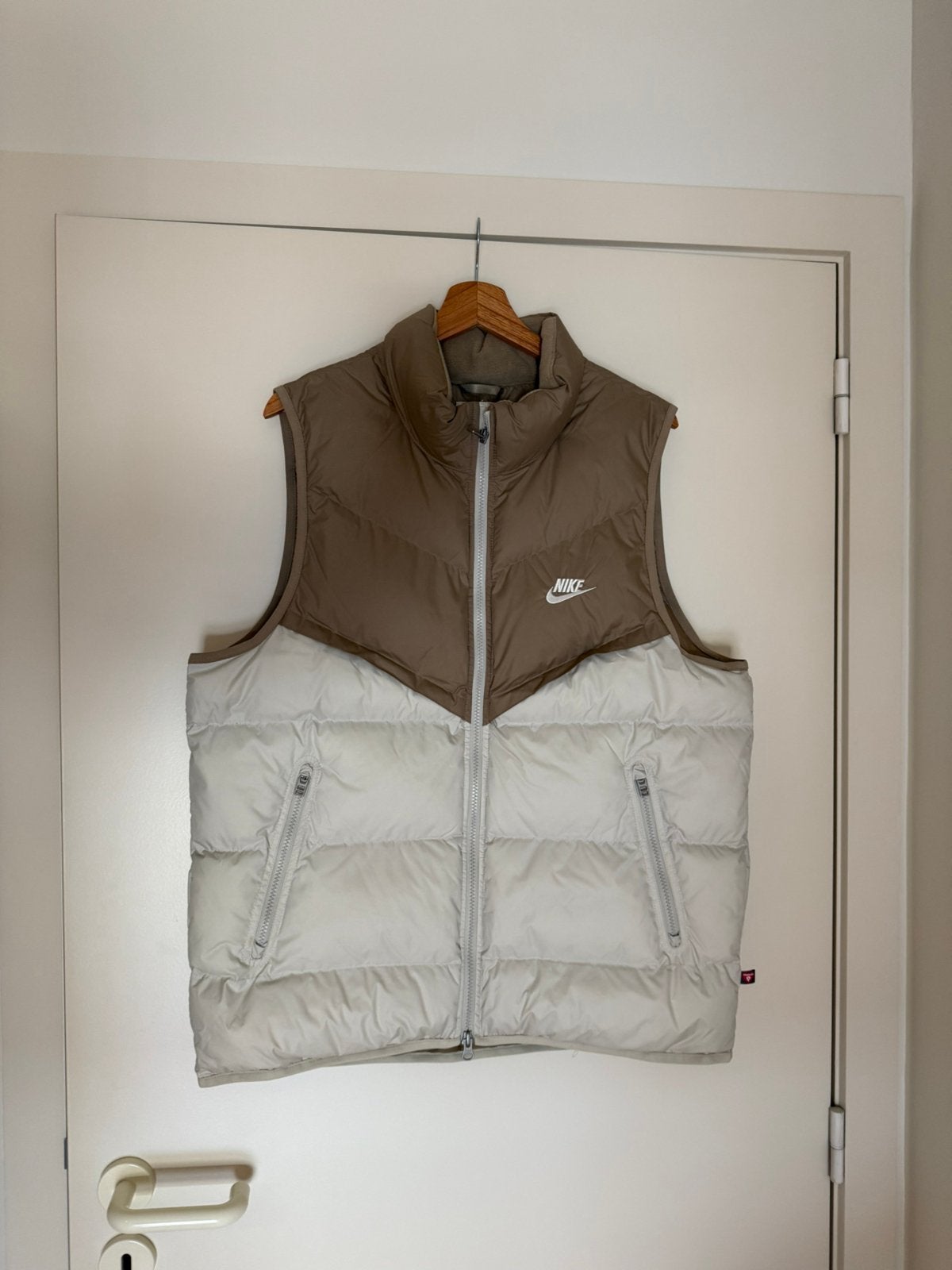 Nike Storm-Fit bodywarmer L, Vêtements | Hommes, Blousons sans Manches, Enlèvement, Comme neuf