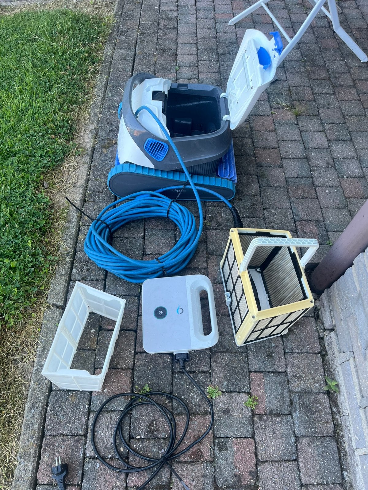 Zwembadrobot dilphin S200, Tuin en Terras, Zwembad-toebehoren, Ophalen, Zo goed als nieuw