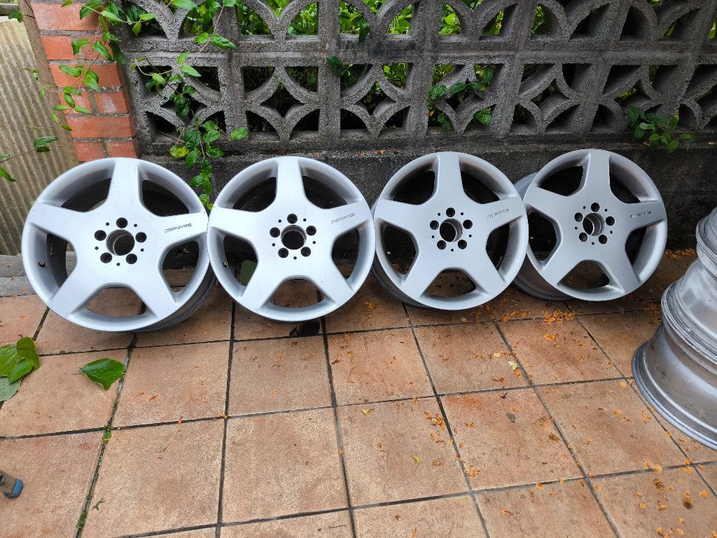 Belles jantes AMG Origine Mercedes ML, Autos : Pièces & Accessoires, Pneus & Jantes, Enlèvement ou Envoi, 18 pouces, Jante(s)
