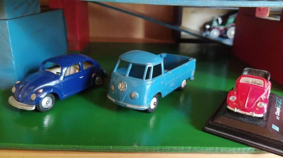 Autobus VW VINTAGE BEETLE et cabriolet et T1(Budgie), Hobby & Loisirs créatifs, Voitures miniatures | 1:43, Utilisé, Autres types