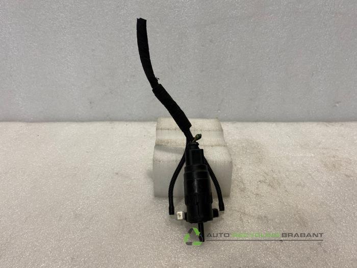 Pompe lave-glace avant d'un Volkswagen Polo, Volkswagen, -, 3 mois de garantie, Utilisé