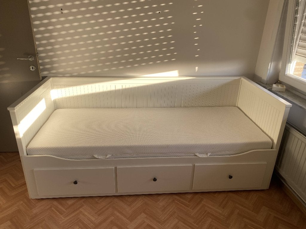 Lit banquette blanc HEMNES à 3 tiroirs + matelas, Landelijk, Une personne, Comme neuf, Enlèvement