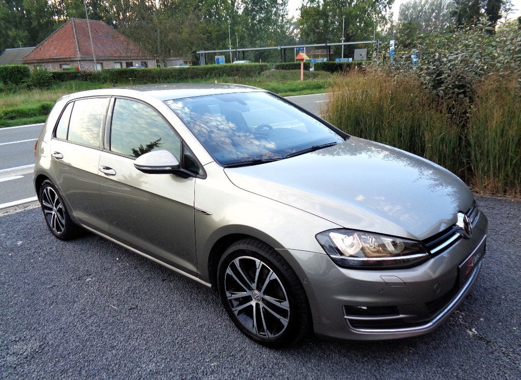 Volkswagen Golf 1.4TSI//Highline//Leder Alcantara//Camera//, Auto's, 4 cilinders, 5 deurs, Golf, Zilver of Grijs