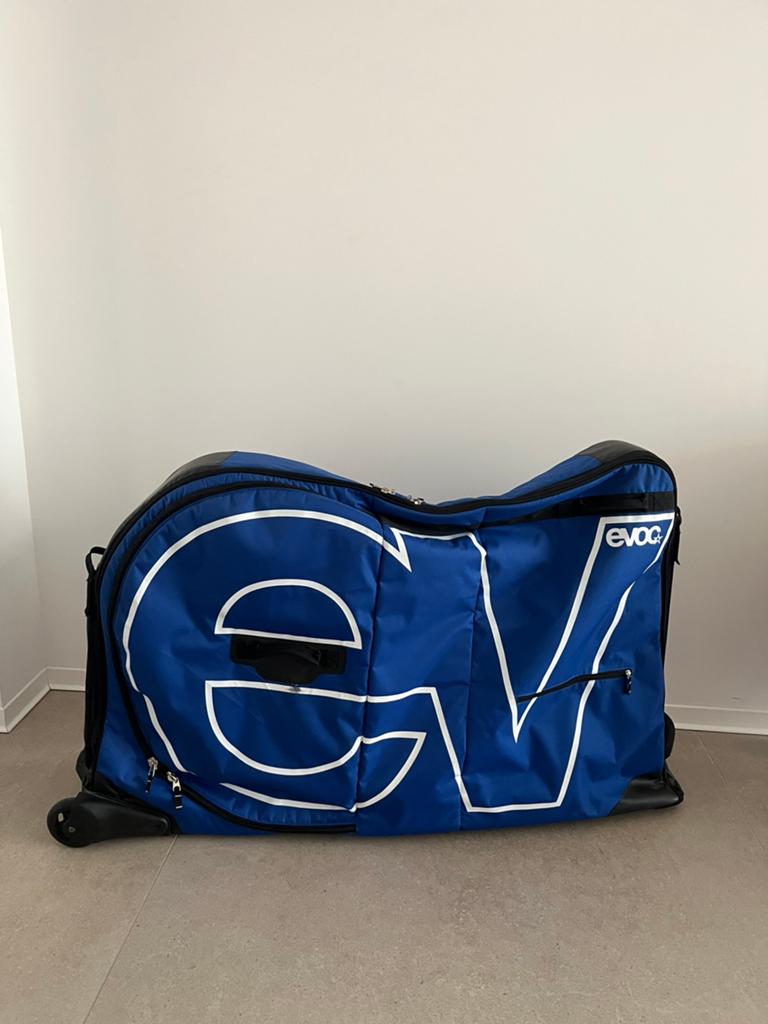 Fietskoffer te huur (Evoc travel bag), Fietsen en Brommers, Fietsaccessoires | Fietstassen, Ophalen, Gebruikt