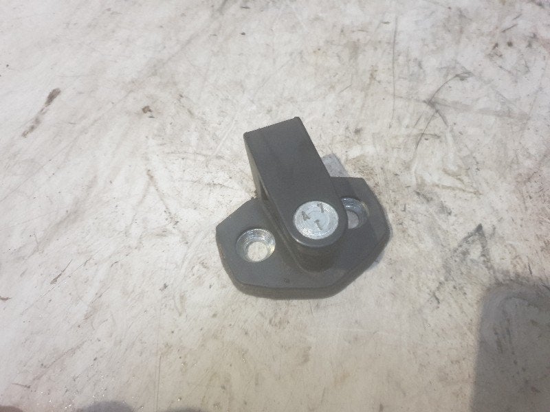 LOCKCATCHER DOOR BMW 3 serie Touring (E36 / 3) (8-122-299), Utilisé, BMW, Petuelring 130
80809  München, DE, Bayerische Motoren Werke AG