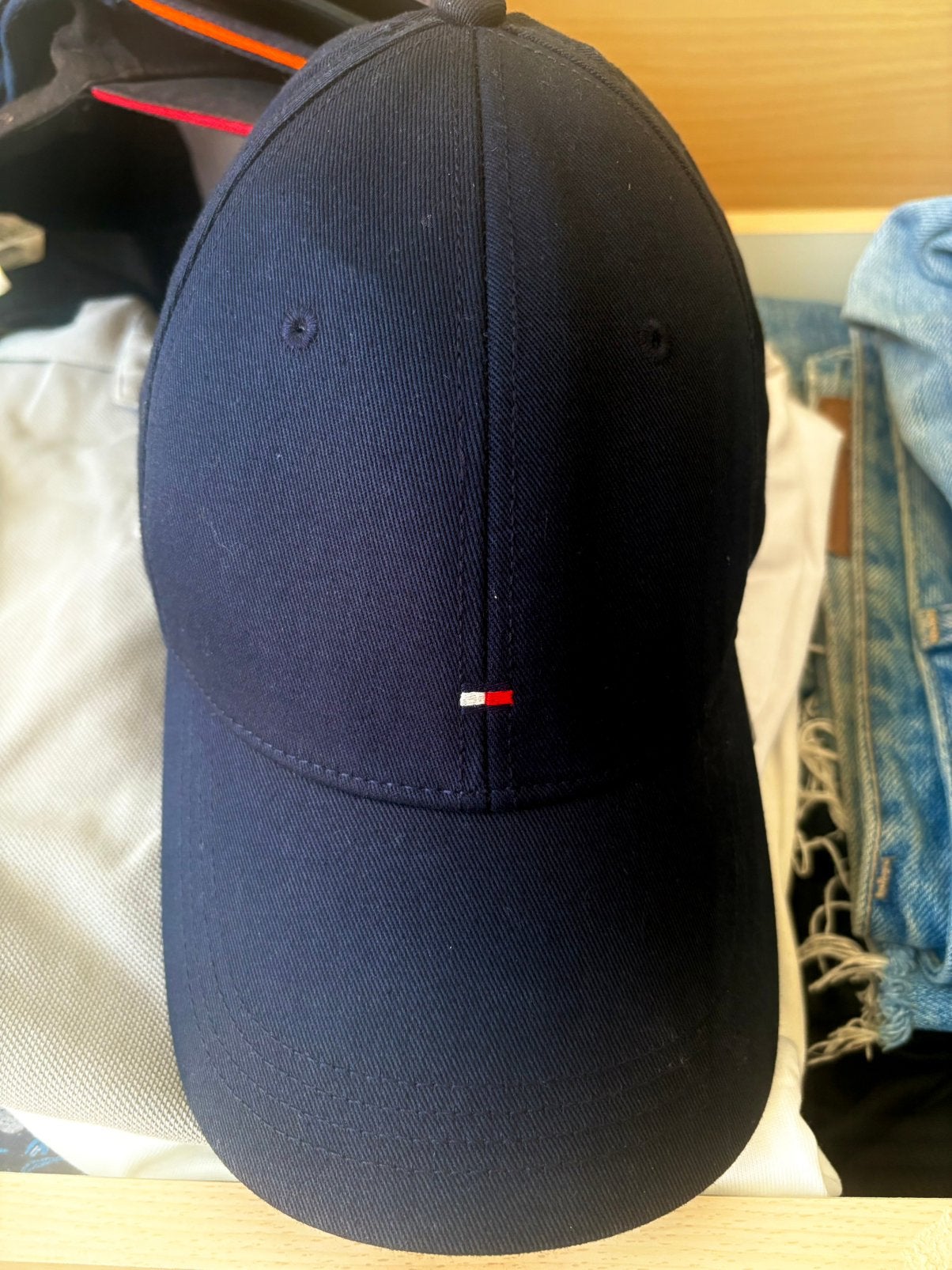 Casquette Tommy Hilfiger neuve marine - Taille réglable, Kleding | Heren, Hoeden en Petten, Ophalen of Verzenden, Nieuw, Pet