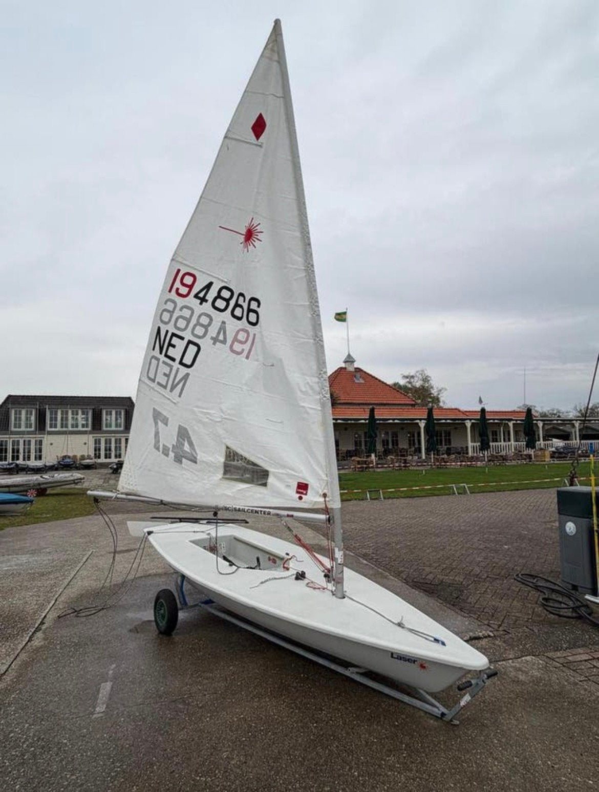 Ilca/laser 194866 WINTERPRIJS, Watersport en Boten, Ophalen, Zo goed als nieuw, Laser, Dekzeil