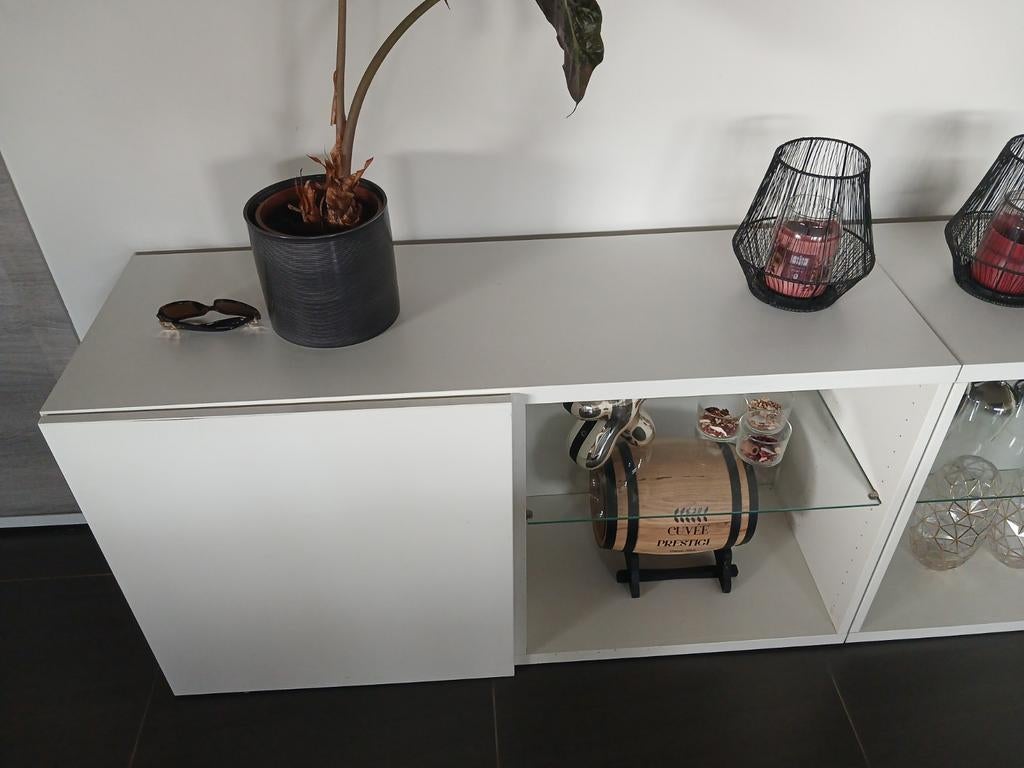 Witte kast, Ophalen, Glas, 100 tot 150 cm