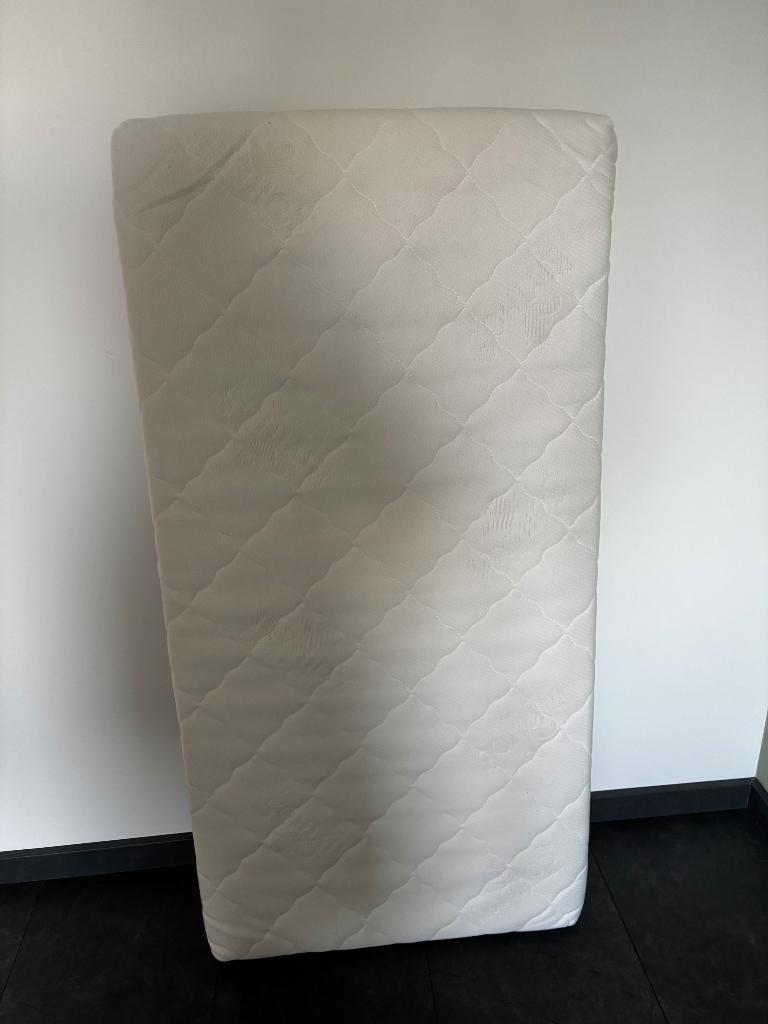 Matelas 60x120, Ophalen, Zo goed als nieuw, Ledikant