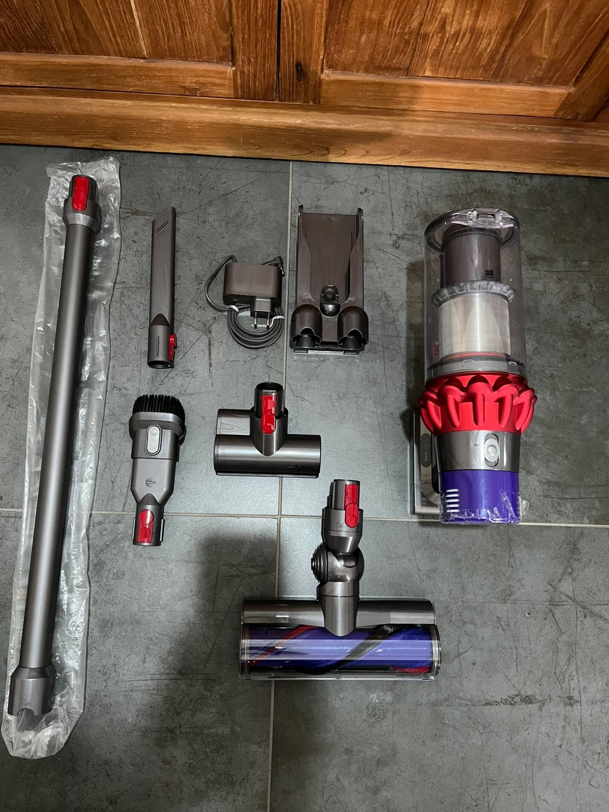 Dyson v10, Electroménager, Enlèvement ou Envoi, Comme neuf, Dyson