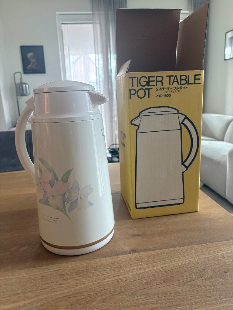 Tiger thermos, Sport en Fitness, Drinkbussen, Ophalen of Verzenden, Nieuw