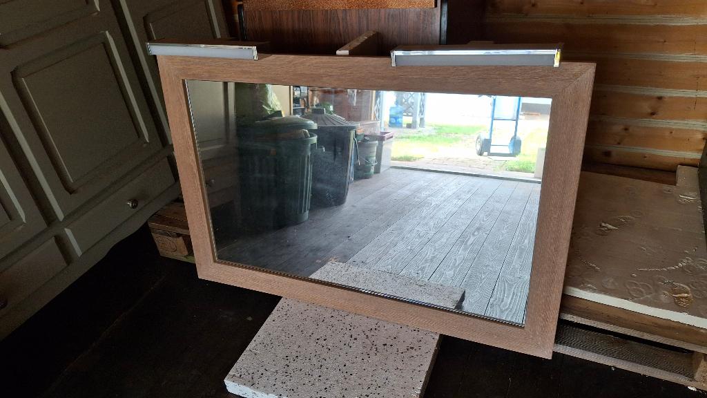 Spiegel 110,5cm x 73cm  met verlichting (als nieuw), Huis en Inrichting, Woonaccessoires | Spiegels, Ophalen, Zo goed als nieuw
