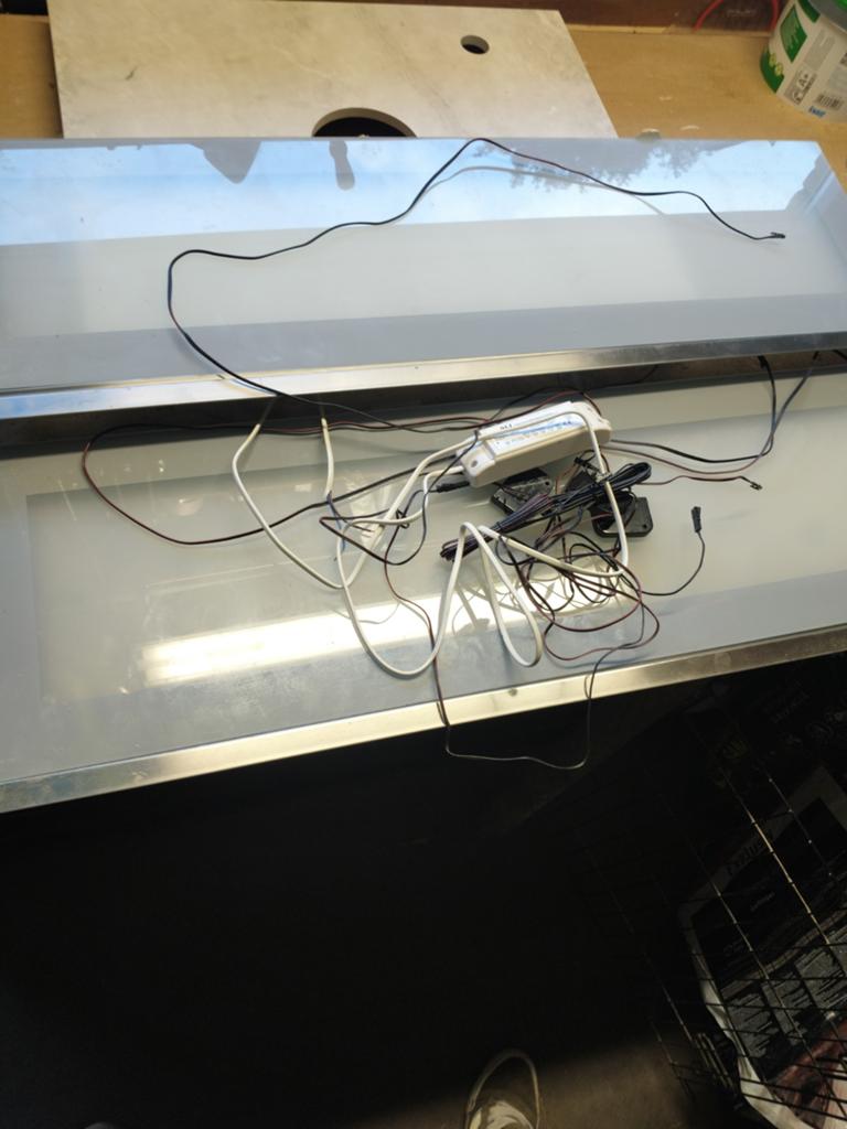 Led glas bodems met tranfo, Ophalen