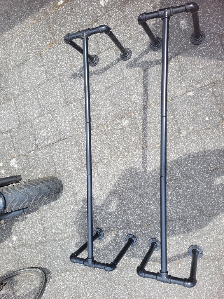 Muurbeugels kledinghanger, Huis en Inrichting, Woonaccessoires | Kapstokken, Ophalen, Zo goed als nieuw, Metaal, Wandkapstok