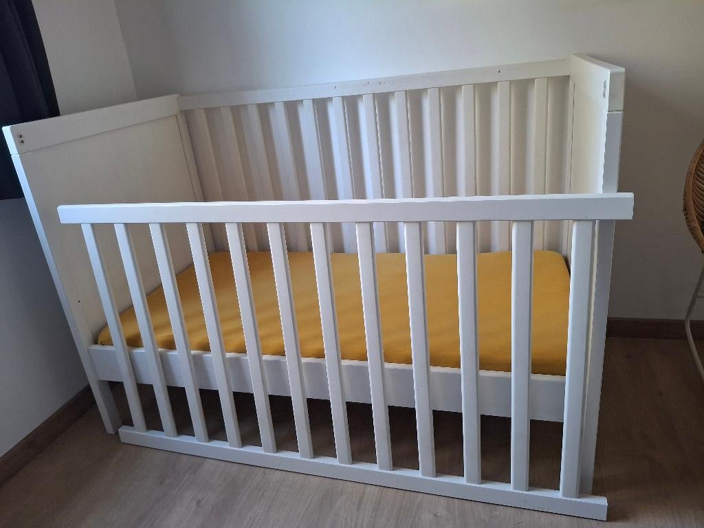 babybedje IKEA SUNDVIK 60x120cm, Enfants & Bébés, Enlèvement, Utilisé, Lit
