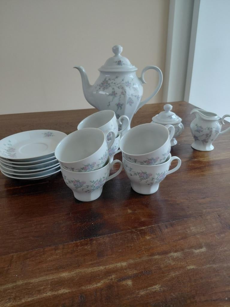 Koffieservies, Enlèvement