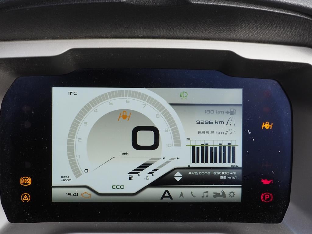 motor MP3  530 HPE, Traction Control, Scooter, Occasion, Motorrijbewijs A