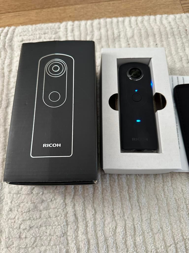 Ricoh theta een camera, Ophalen of Verzenden, Zo goed als nieuw