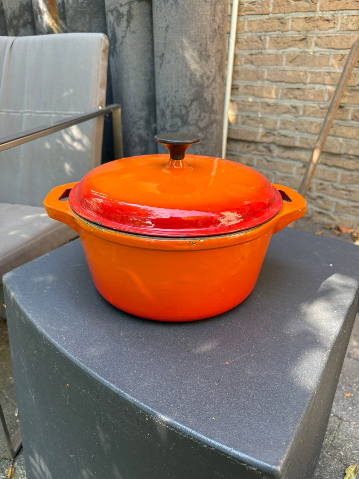 Grote zware gietijzeren pan met gietijzeren deksel, Huis en Inrichting, Ophalen, Koper, Overige merken