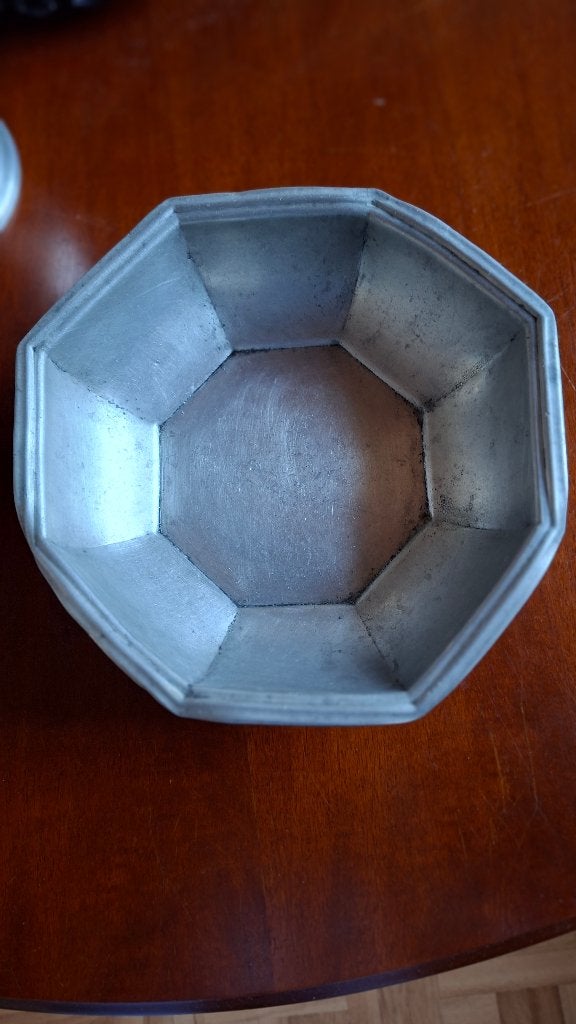 Holle schaal van tin of Butsfort Punch, Verzenden