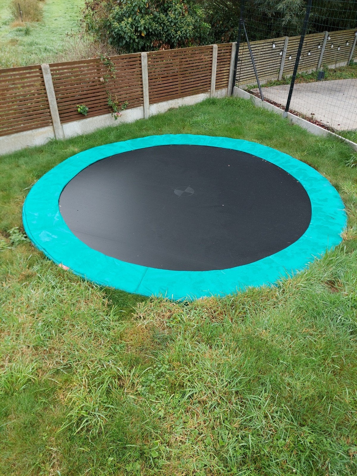 trampoline BERG, Ophalen, Gebruikt
