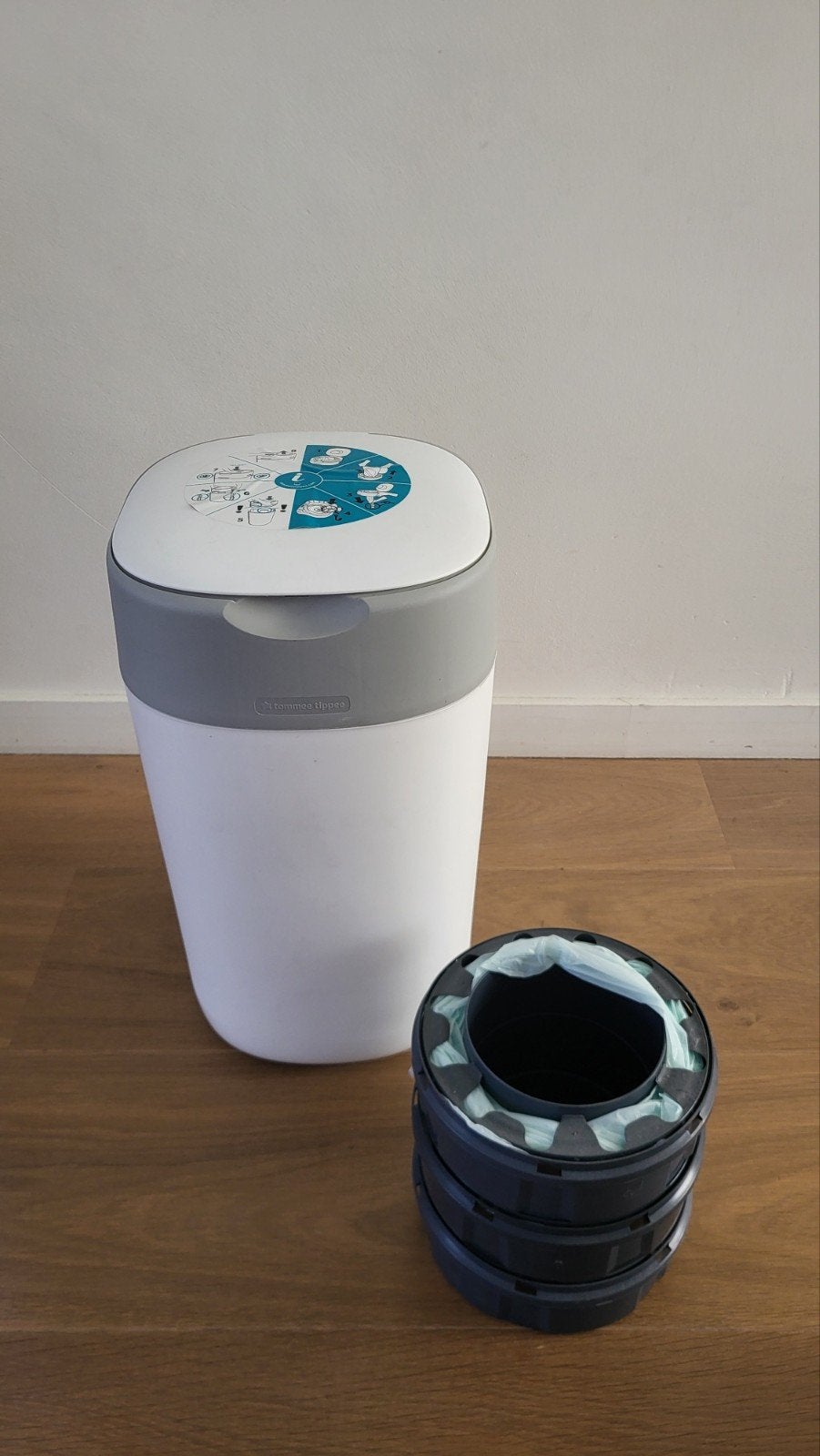 Tommee Tippee luieremmer met 3 navullingen, Kinderen en Baby's, Badjes en Verzorging, Ophalen, Zo goed als nieuw, Luieremmer