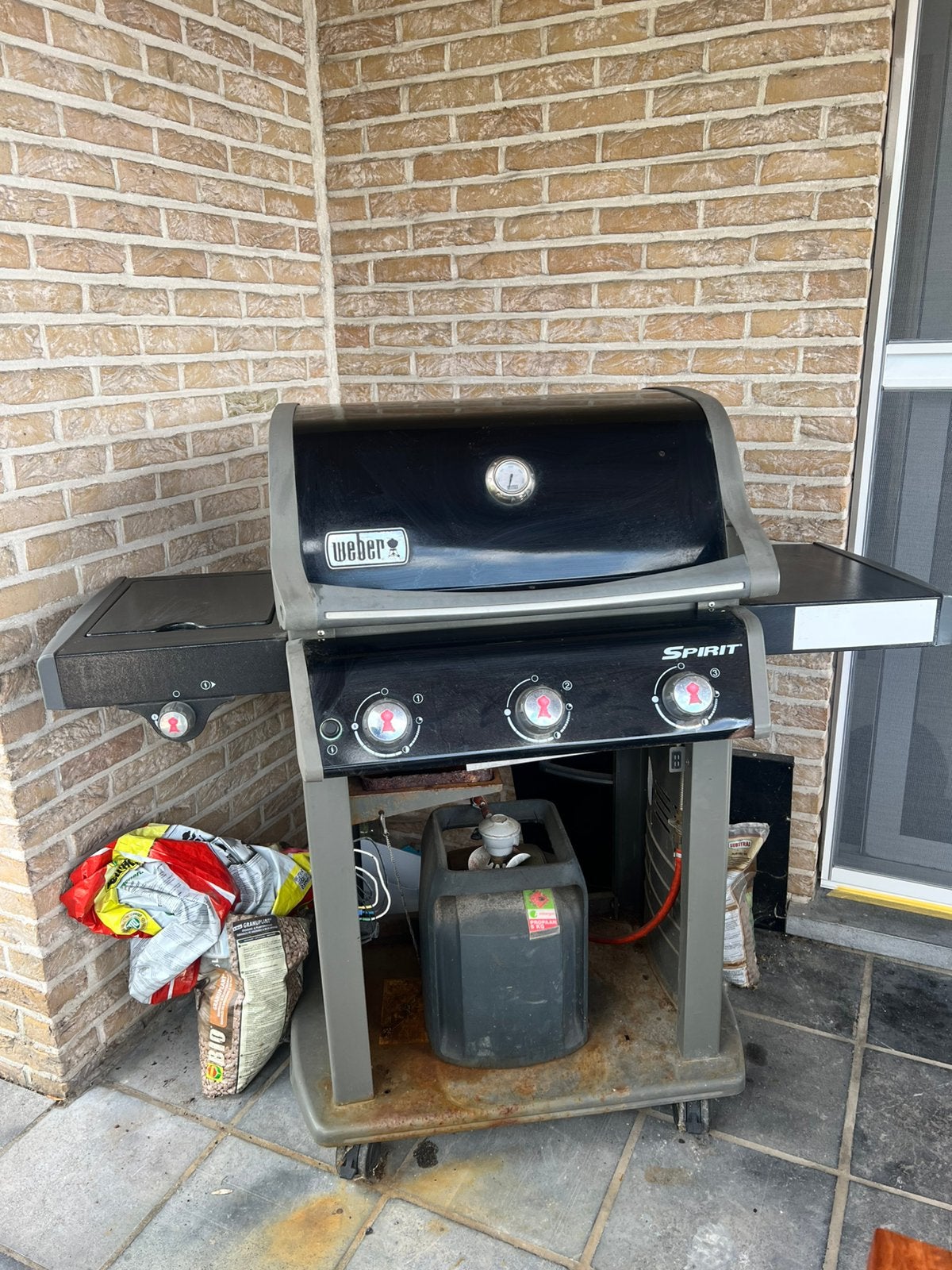 Weber, Ophalen, Gebruikt