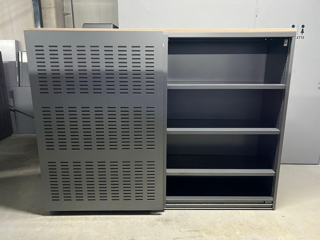 Akoestische Schuifdeurkast 150x200x47cm | Anthracite, Ophalen, Gebruikt, Metaal, Met slot