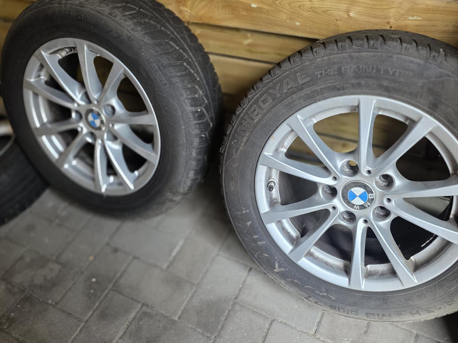 2 originele BMW velgen 16 inch met banden 205/55 R16, Ophalen, 16 inch, Band(en)