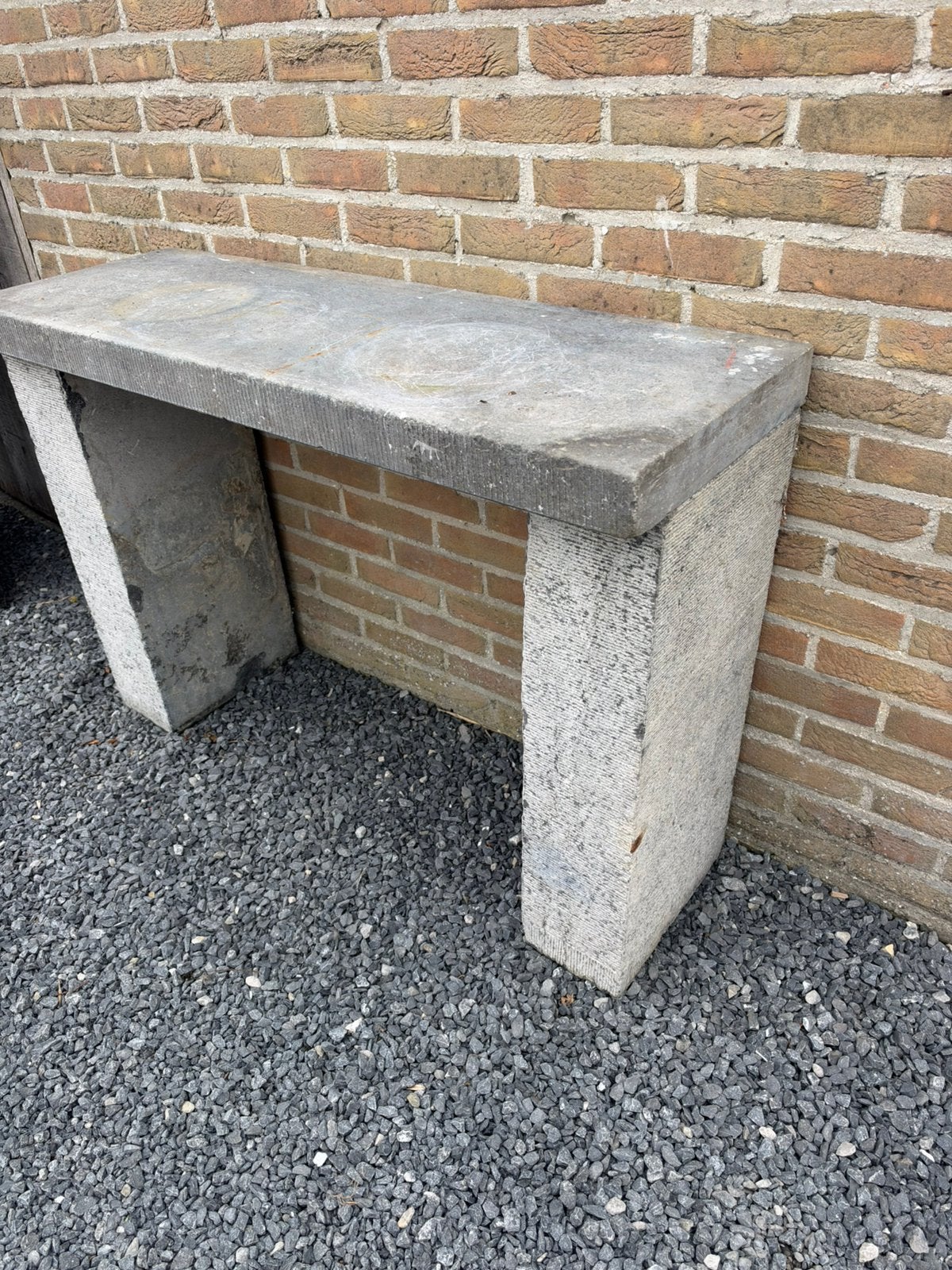 Oude muur tafel in blauwsteen, Ophalen, Zo goed als nieuw