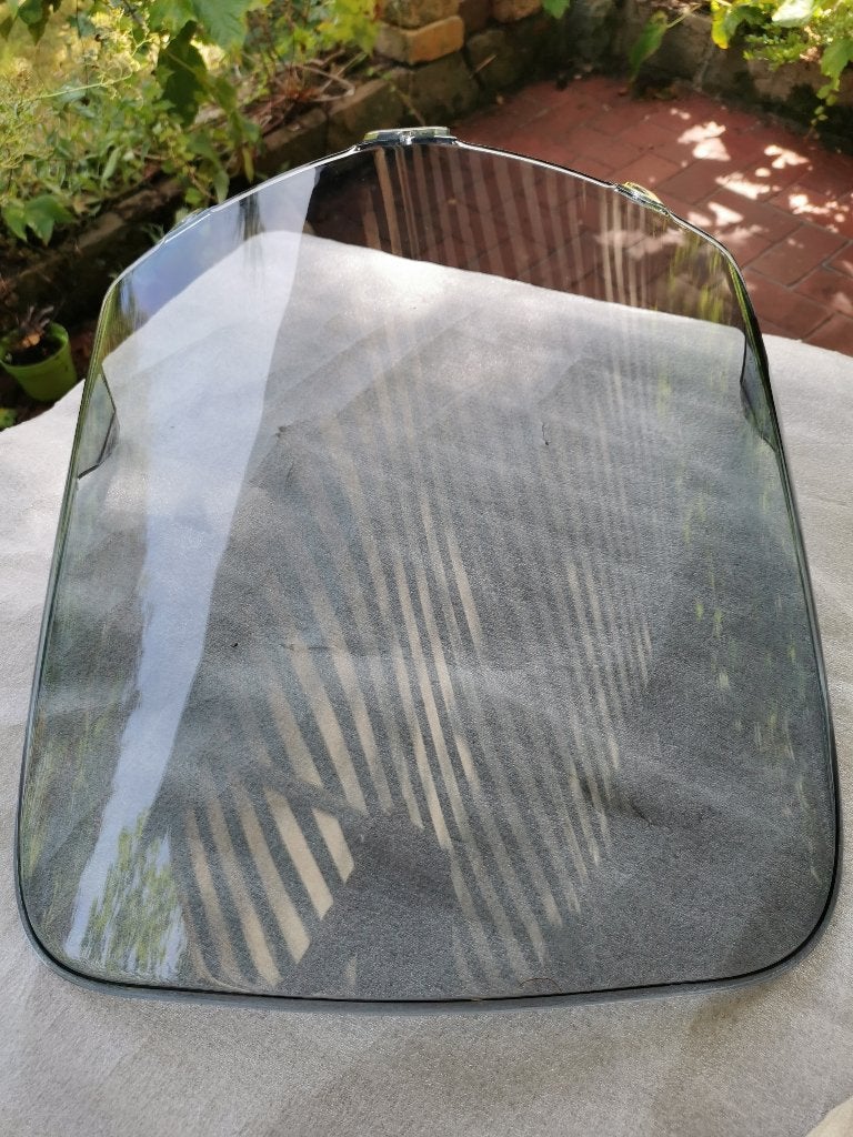 Pare brise scooter  yamaha HPX125, Enlèvement