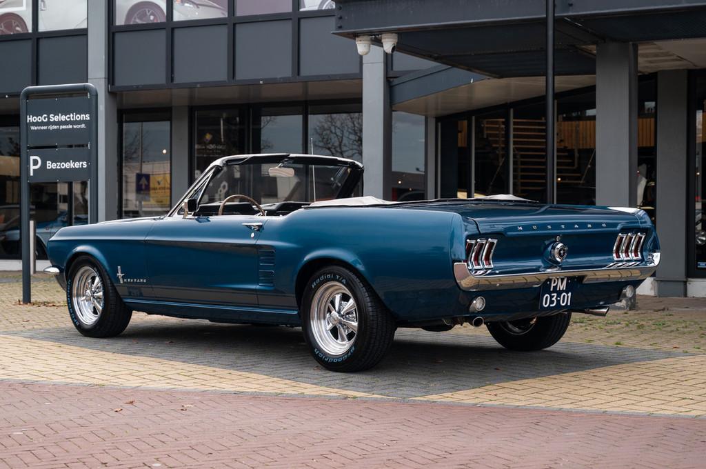 Ford Mustang 4.7 Convertible (bj 1967, automaat), Auto's, Automaat, 4733 cc, Zwart, Cabriolet