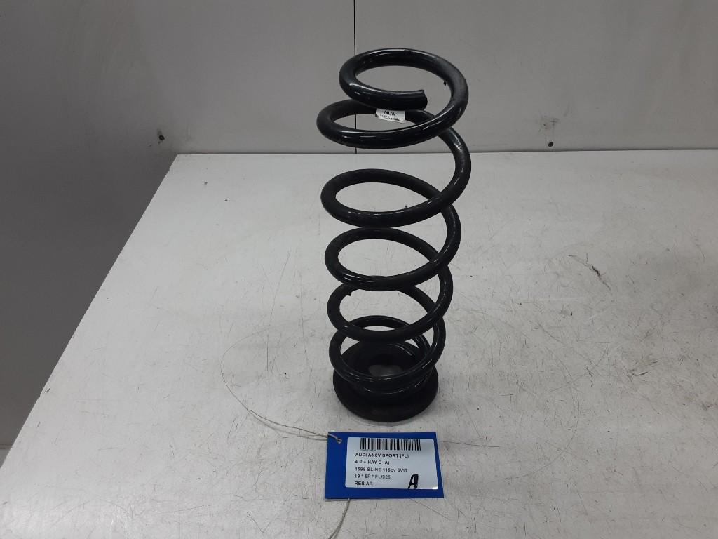RESSORT DE SUSPENSION ARRIERE Audi A3 Sportback (8VA / 8VF), Mevr. I. Hauben, Audi, Utilisé, Rue de l'Espoir 34 34
4030  GRIVEGNÉE, BE