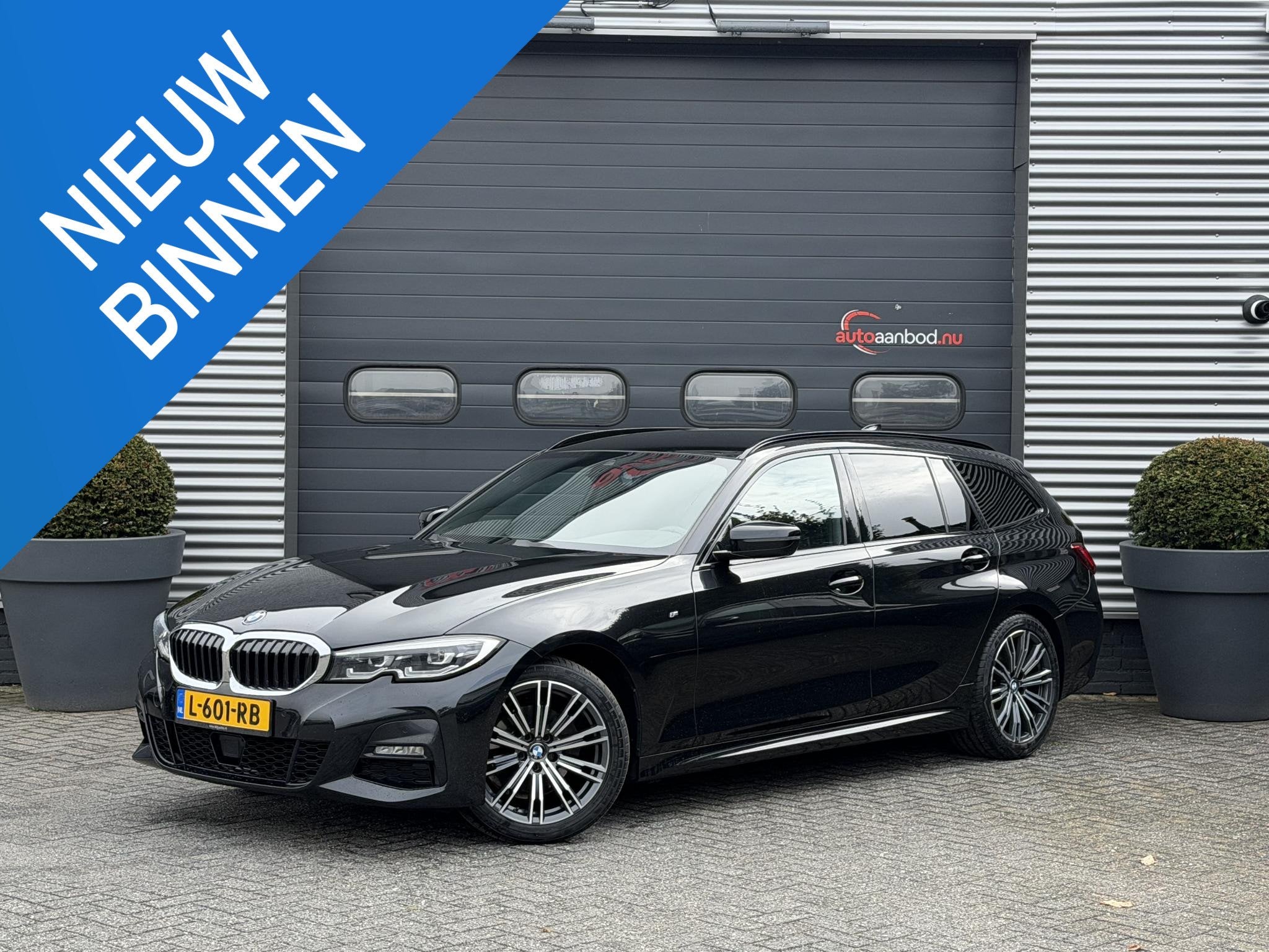 BMW 3-serie Touring 320d High Executive M-Sport | Navigatie, Automaat, Achterwielaandrijving, Euro 6, 4 cilinders