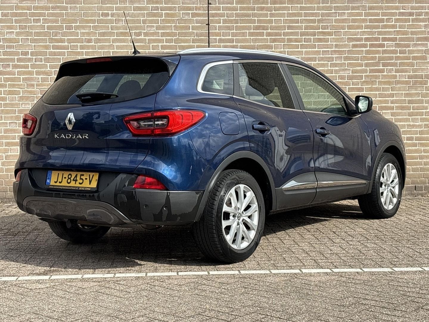 Renault Kadjar 1.2 TCe Intens | Leder | Climate | Cruise | N, Auto's, Renault, Kadjar, Zwart, Blauw, Bedrijf