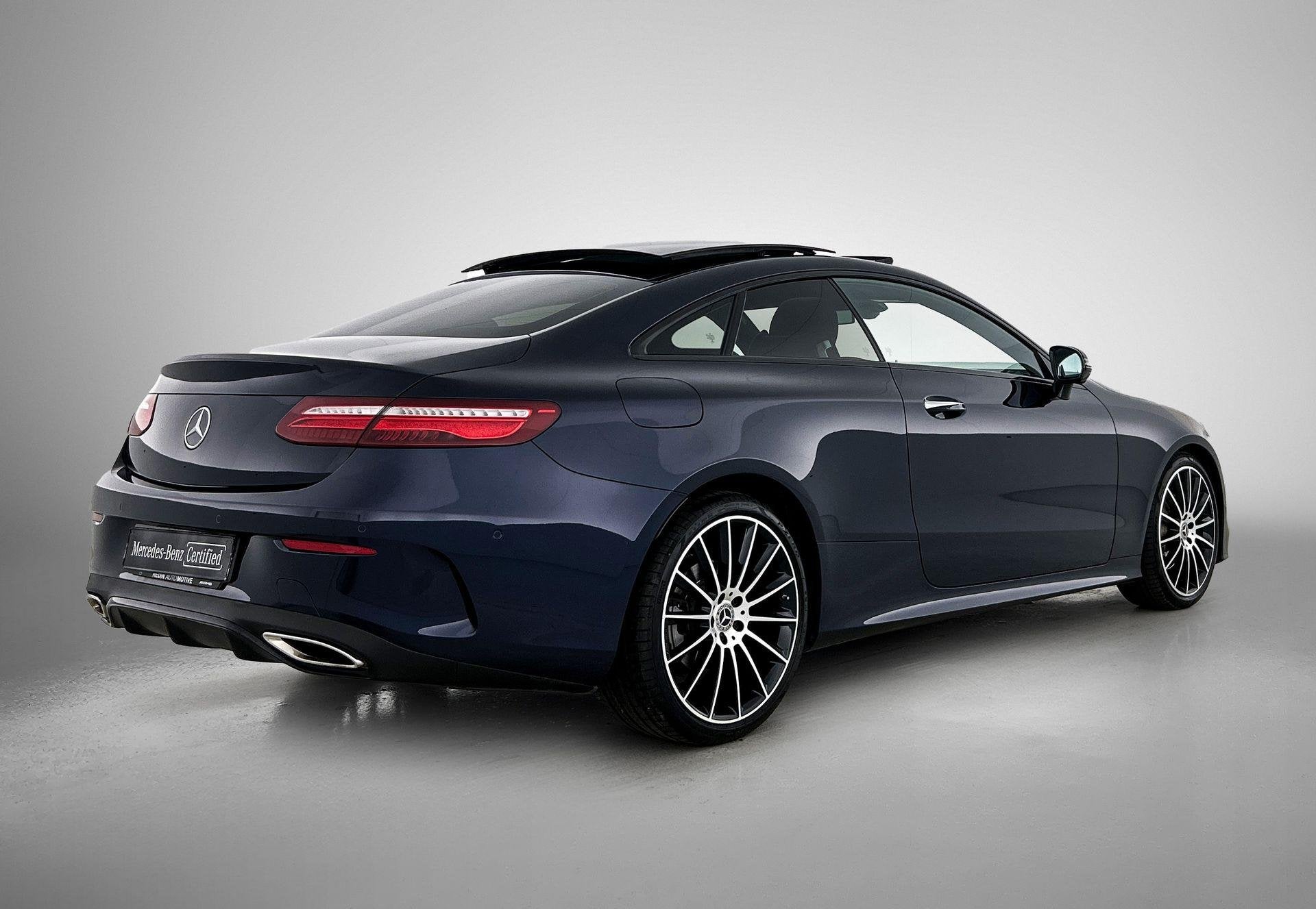 Mercedes-Benz E-Klasse 200 Coupé AMG Line | Panoramisch Dak, Auto's, 4 cilinders, Zwart, Bedrijf, 2 deurs