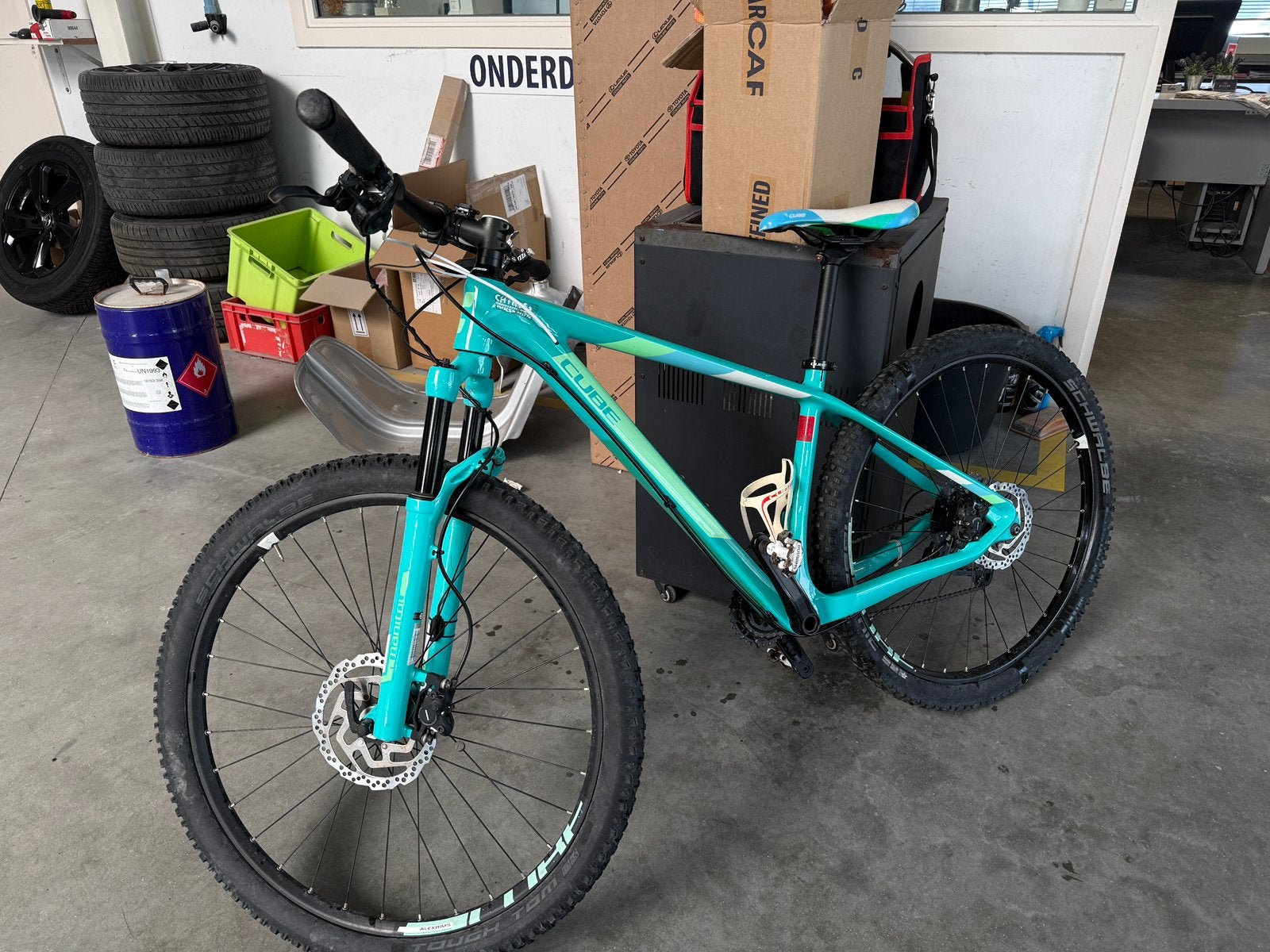Cube mountainbike mint green, Vélos & Vélomoteurs, Autres marques, Frein sur jante, Femmes, Comme neuf