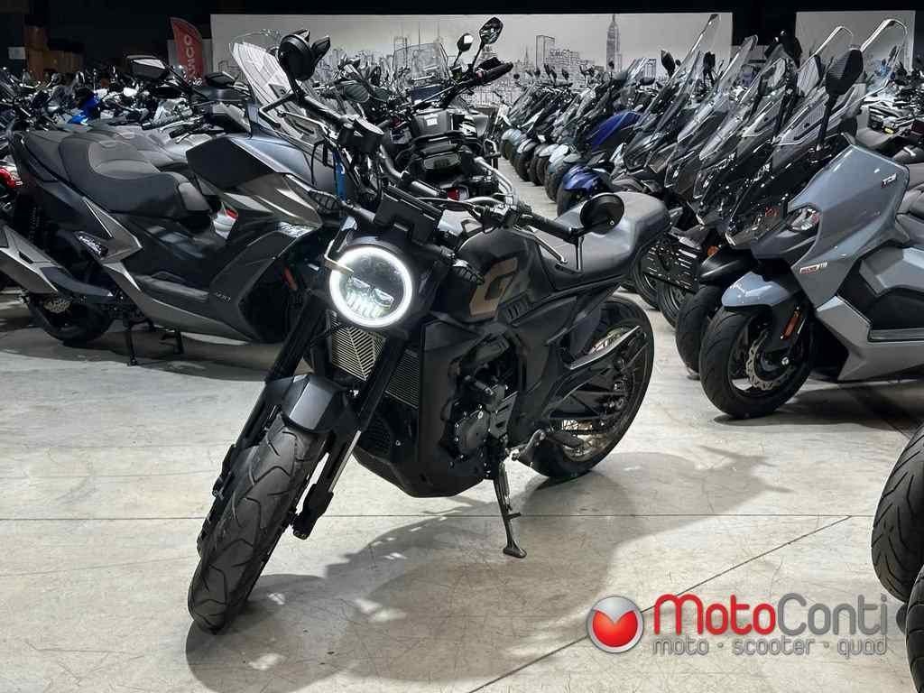 Zones 350 GK 2024 [6753 km], Motoren, LED Verlichting, Occasion, Bedrijf, Overig