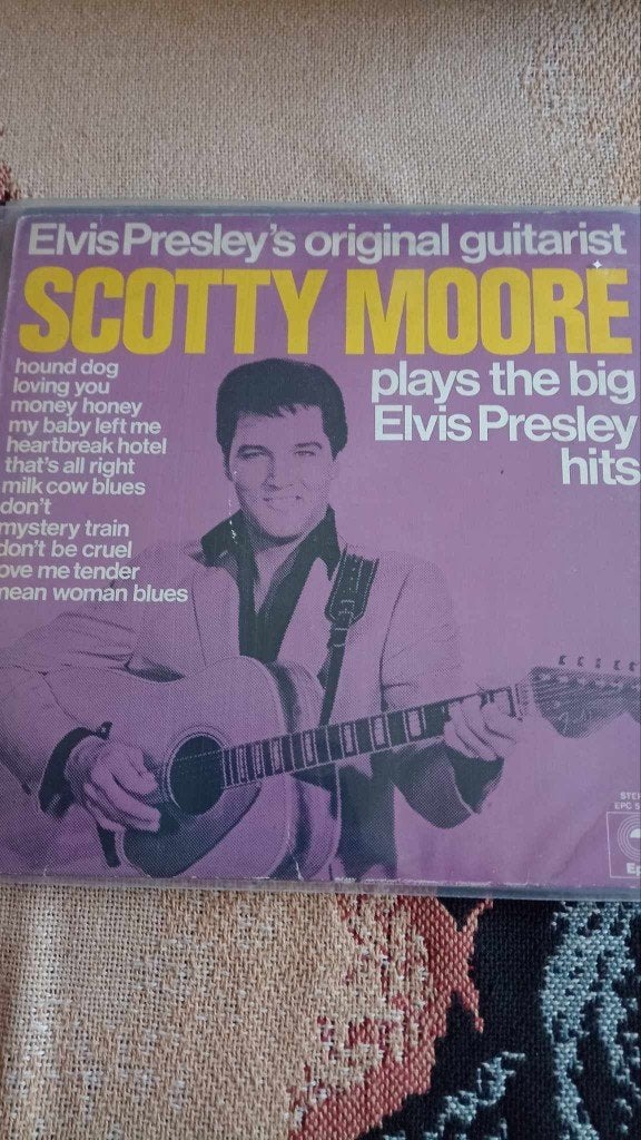 Elvis lp, Elvis Presley's original guitarist Scotty Moore, LP, Gebruikt, Ophalen of Verzenden, Beschermende buitenhoes