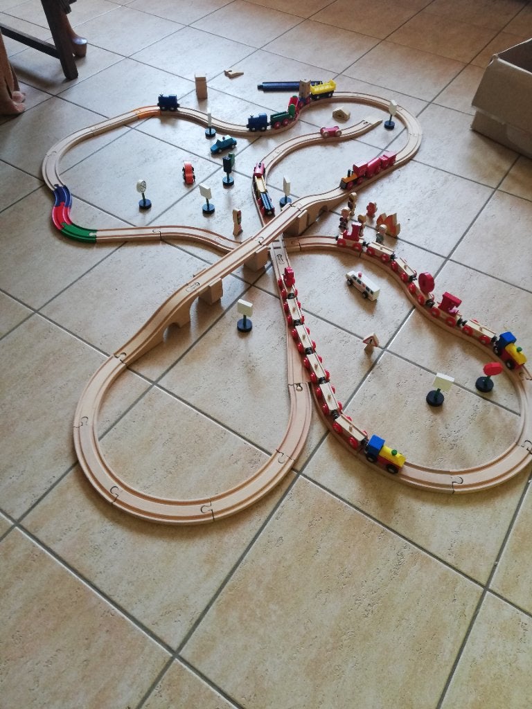 houten trein, Kinderen en Baby's, Speelgoed | Houten speelgoed, Ophalen of Verzenden, Zo goed als nieuw, Overige typen