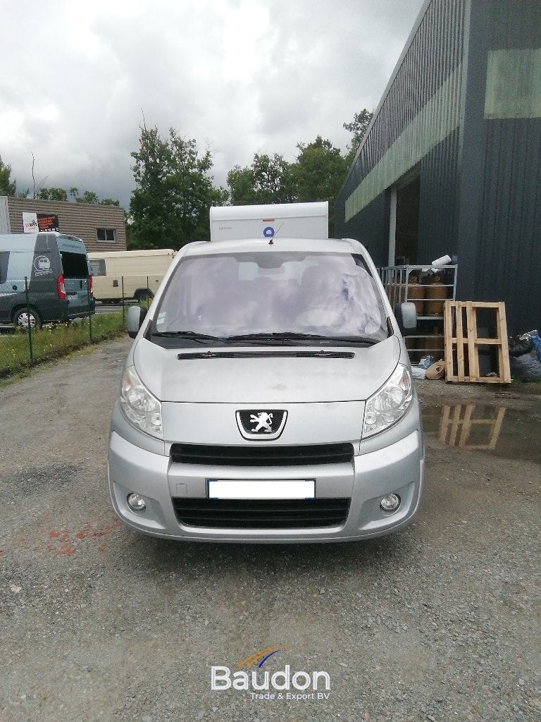 Peugeot Expert Tepee Long Combi 2.0 HDi 140pk 2009, Auto's, Voorwielaandrijving, 4 cilinders, Bedrijf, 2805 kg