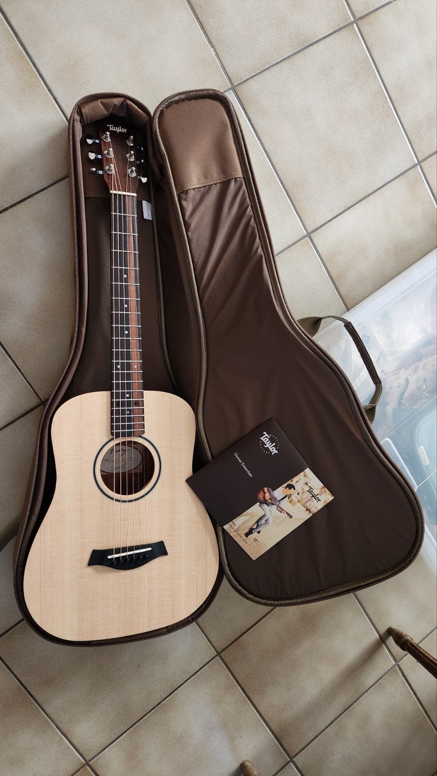 Reisgitaar Baby Taylor BT1 Walnut in nieuwstaat! 3/4, Muziek en Instrumenten, Ophalen of Verzenden, Nieuw, Western- of Steelstringgitaar