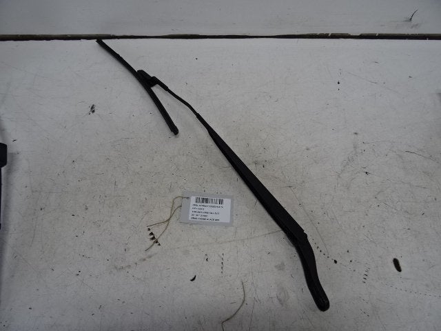 RUITENWISSERARM RECHTS VOOR Opel Corsa F (UB / UH / UP), Gebruikt, Opel, Opel Automobile GmbH, Kontakt-opel@opel.com