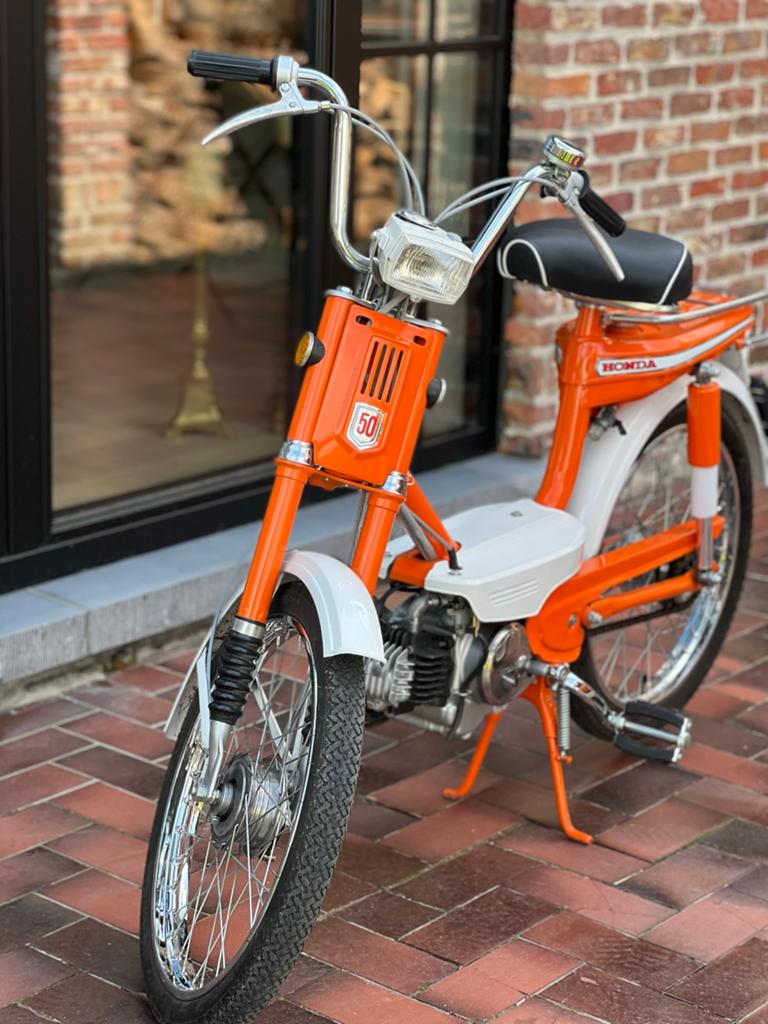 Honda Amigo 1971, Fietsen en Brommers, Ophalen