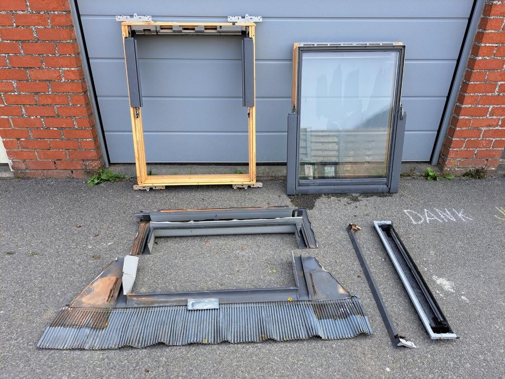 Velux GGL MK04, Doe-het-zelf en Bouw, Glas en Ramen, Ophalen