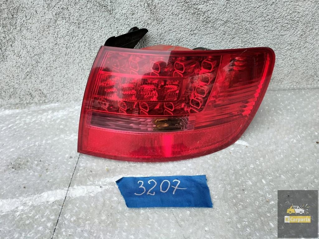 89037056 AUDI A6 C6 COMBI ACHTERLICHT RECHTS 89037056, Gebruikt, AUDI AG, Auto-Union-Strasse 1
85045  Ingolstadt, DE, Audi