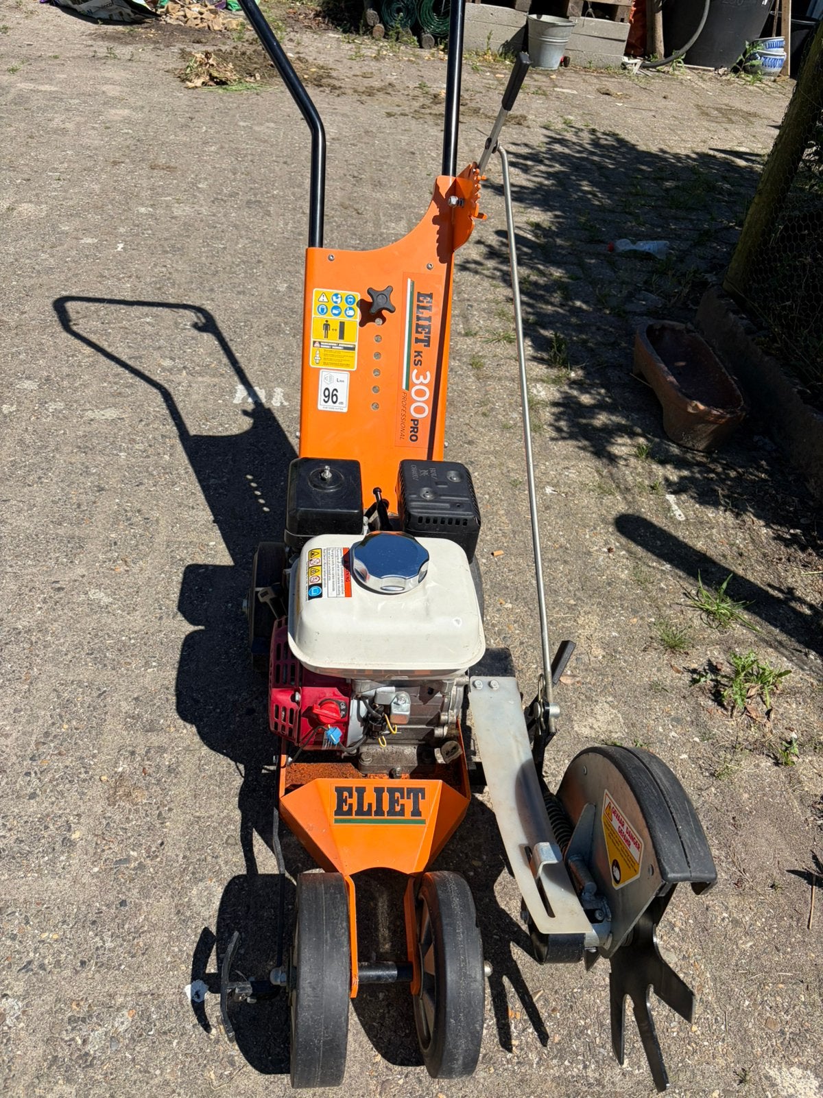 Eliet kantensnijder, Ophalen, Zo goed als nieuw
