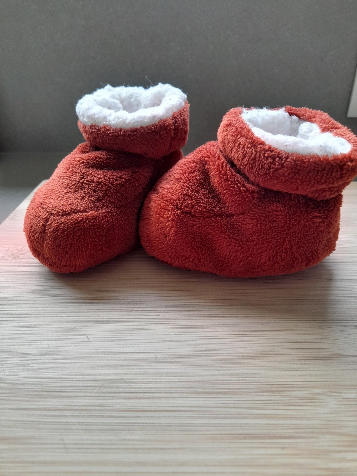 Eerste pantoffeltjes / nopjes onderaan, Ophalen, Gebruikt, Jongetje of Meisje, Slofjes