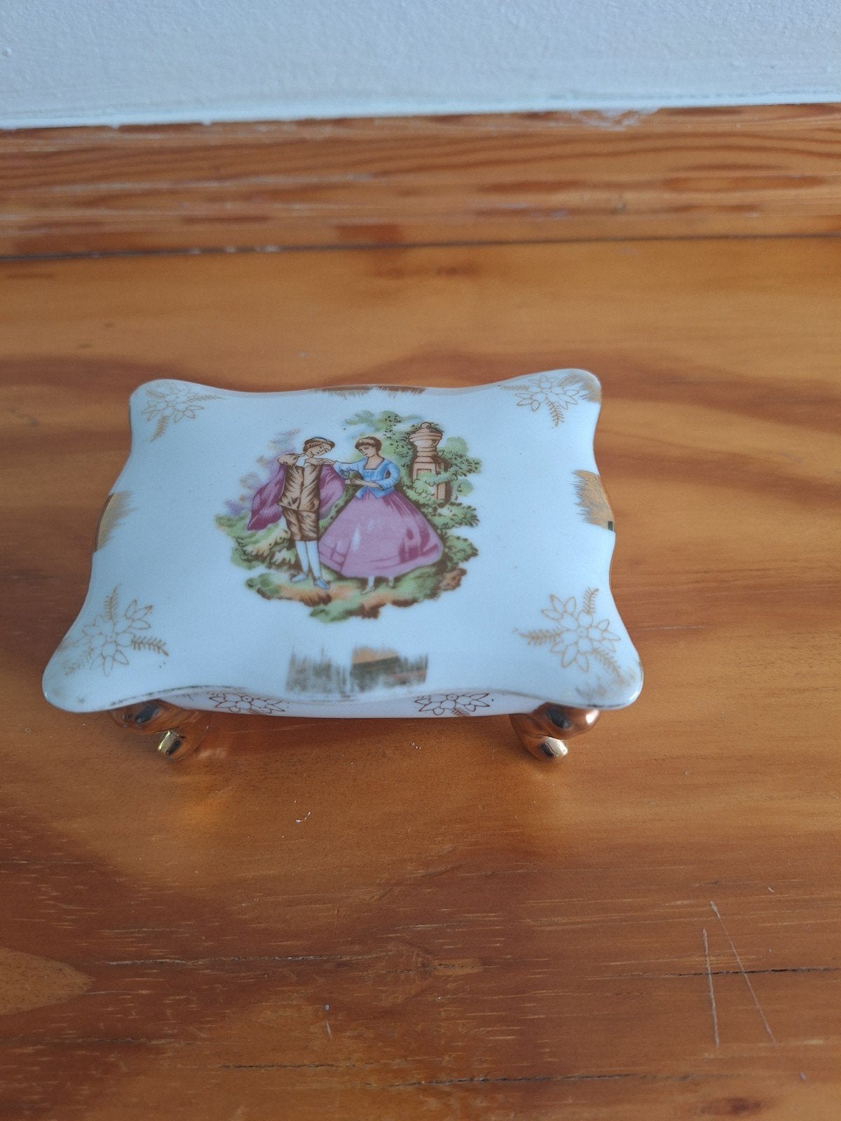 Ancienne boîte en porcelaine, Antiquités & Art, Enlèvement